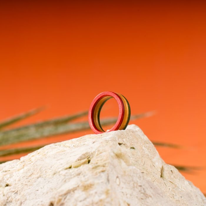 Bague Classique en Skateboard recyclé N°06 - T49 – Image 2