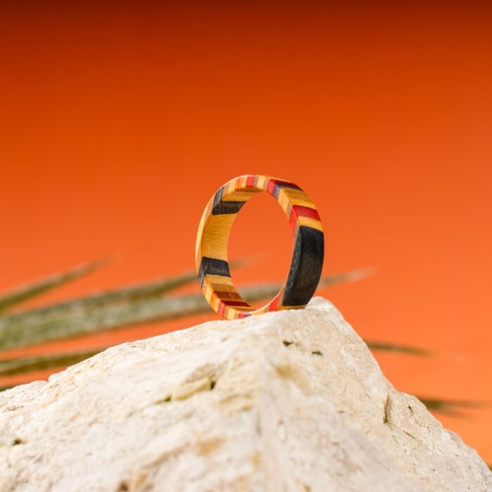 Bague Multiplis en Skateboard recyclé N°06 - T69 – Image 2