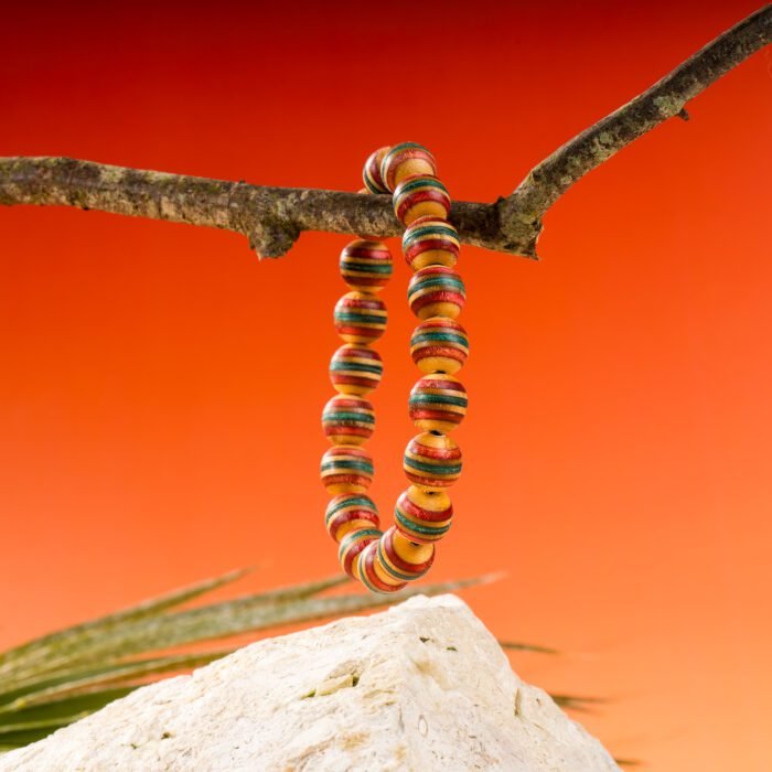 Bracelet en Skateboard recyclé N°02 – Image 2