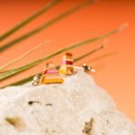 Clous d'oreille en skateboard recyclé (la paire) N°18 – Image 2