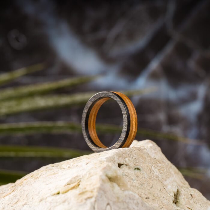 Bague Classique en Skateboard recyclé N°04 T57 les pepites de Mani