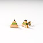 Clous d'oreille en skateboard recyclé (la paire) N°16