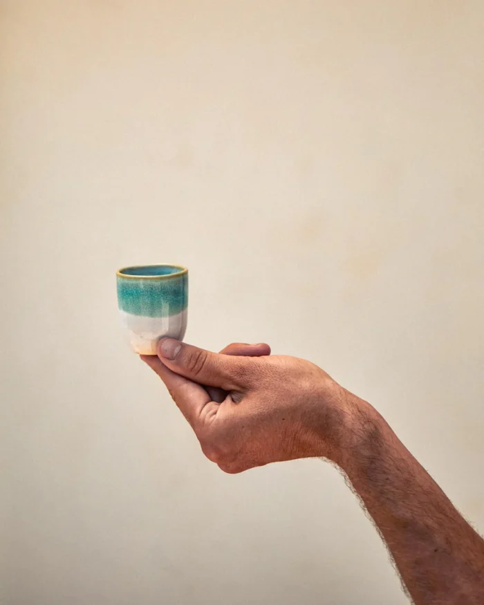 Tasse à Espresso Turquoise & Blanc 60 ml – Onomao – Image 3